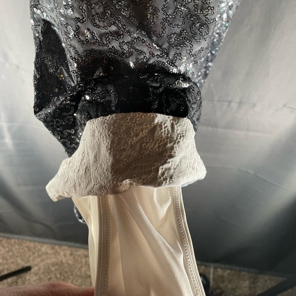 Balera Girls dance, costume silver, black sequence dress- LC size 7/8 - Picture 5 of 7